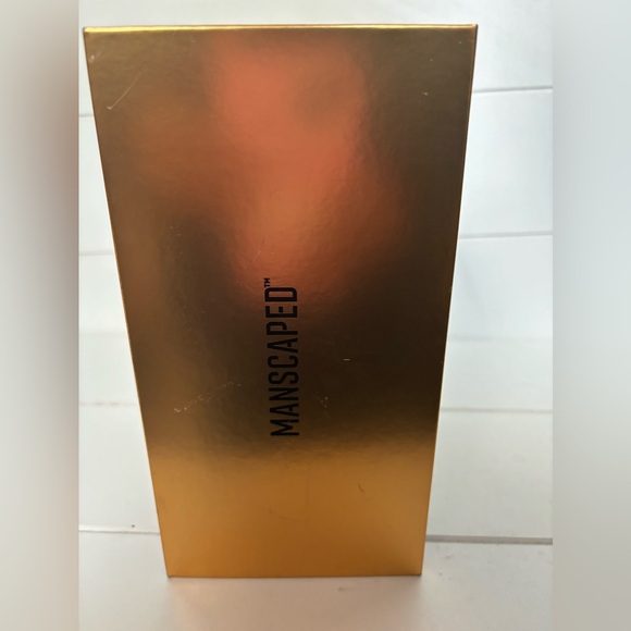 The Chairman Pro Essentials Kit Manscaped Electric Foil Shaver - Picture 4 of 5